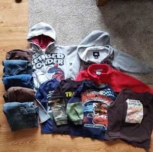 Bundle of boys clothes 2T-4T